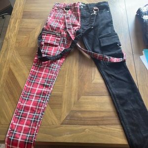 Hot Topic skinny jeans.